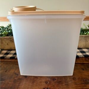 Tupperware Vintage Cereal Container